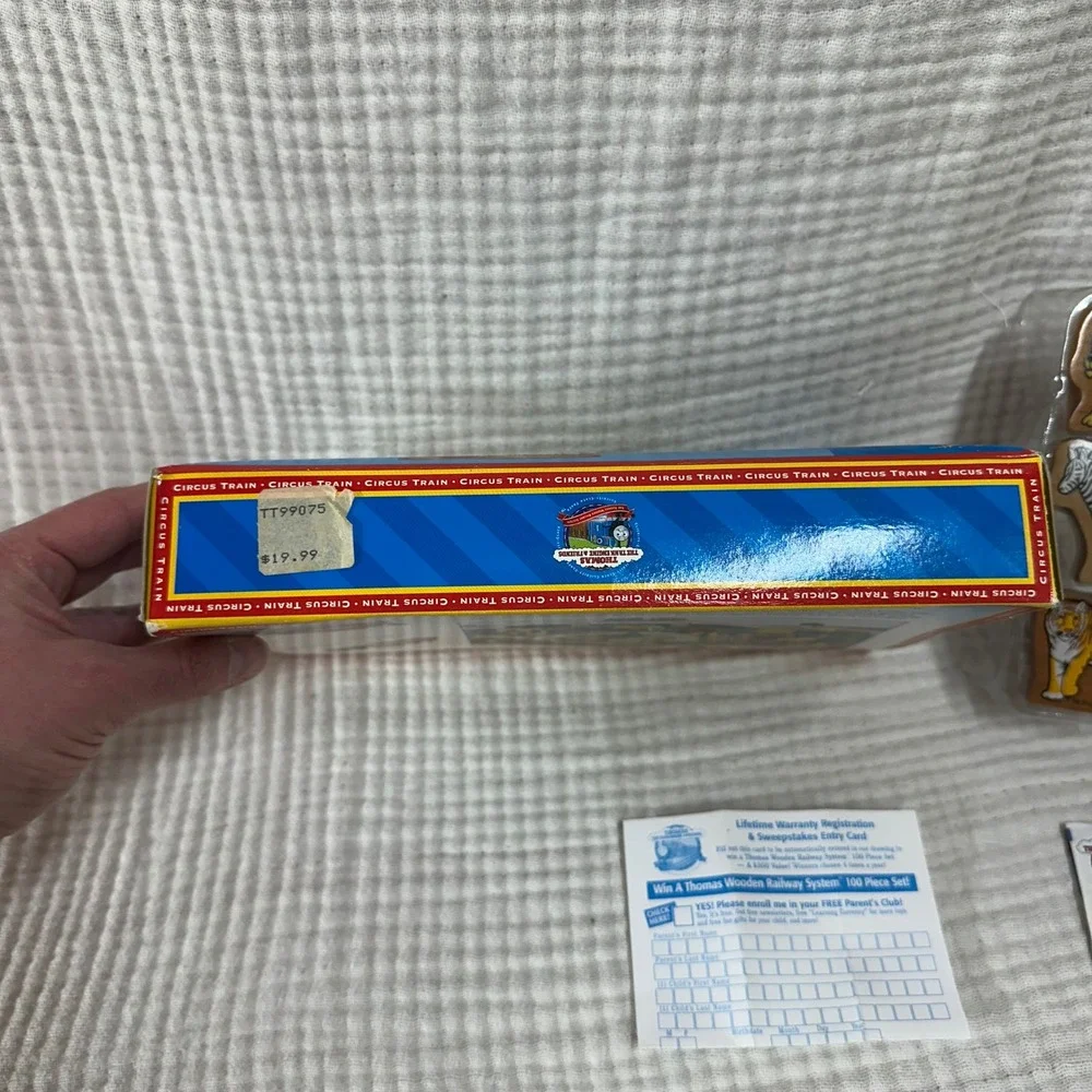 NOS New Vintage Thomas & Friends Wooden Railway Circus Train open box
